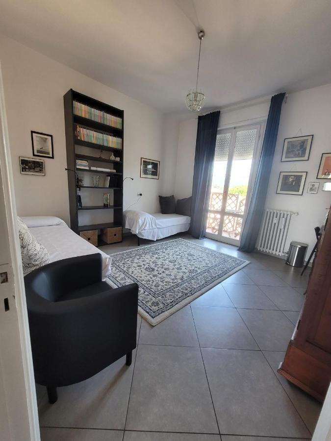 Attico Duse In Famiglia Appartement Florence Buitenkant foto