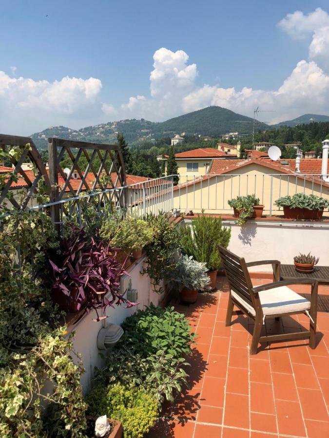 Attico Duse In Famiglia Appartement Florence Buitenkant foto
